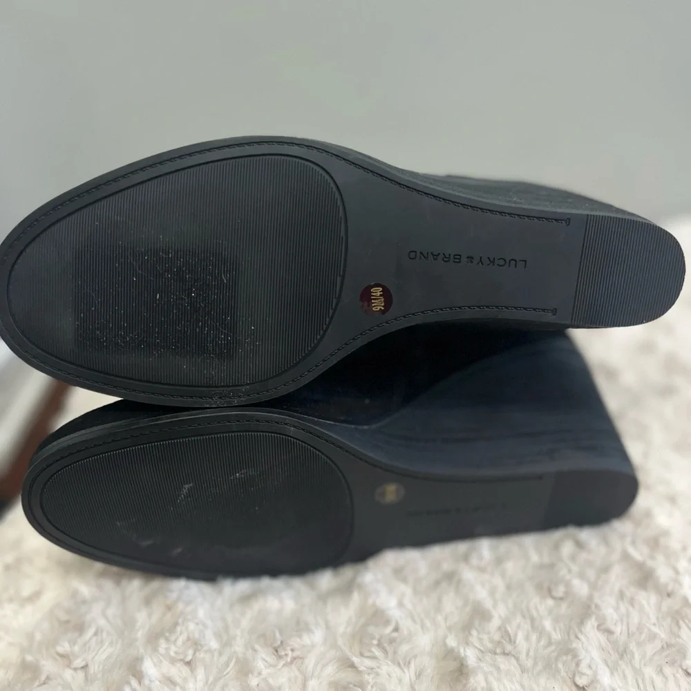 Lucky Brand Zorlina‎ black suede booties NEW 9